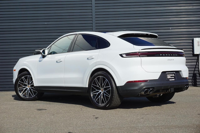 2025 Porsche Cayenne Hybrid