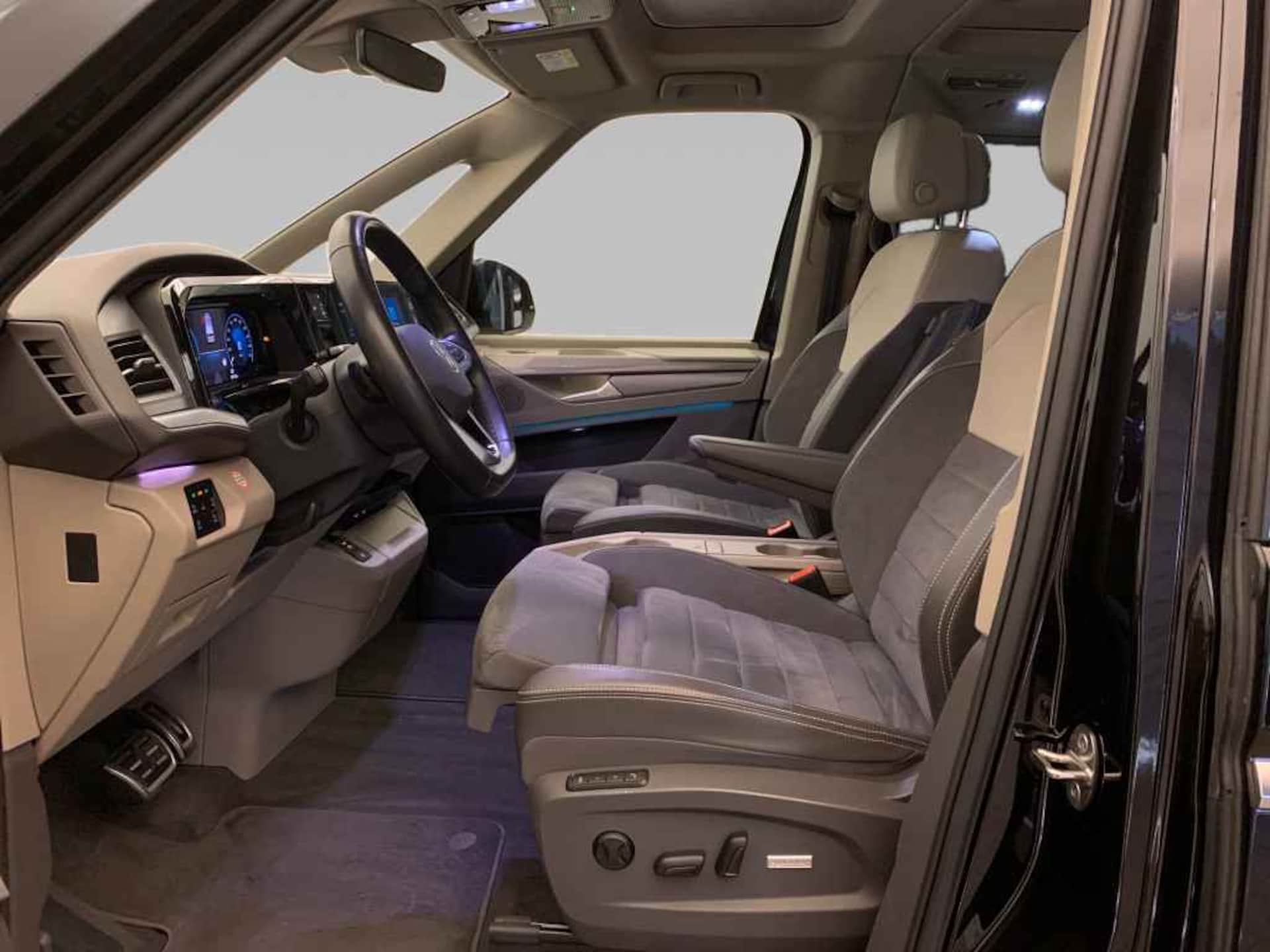 Volkswagen Multivan Style