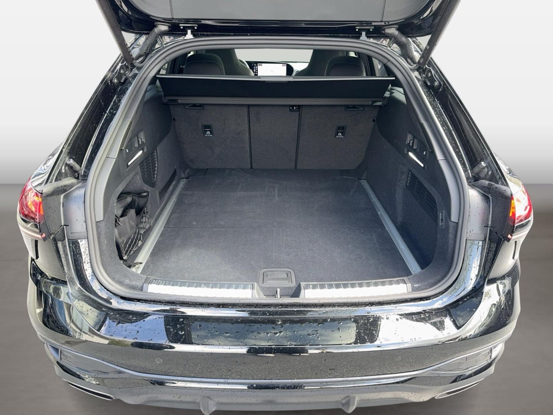 Audi A6 Avant edition one