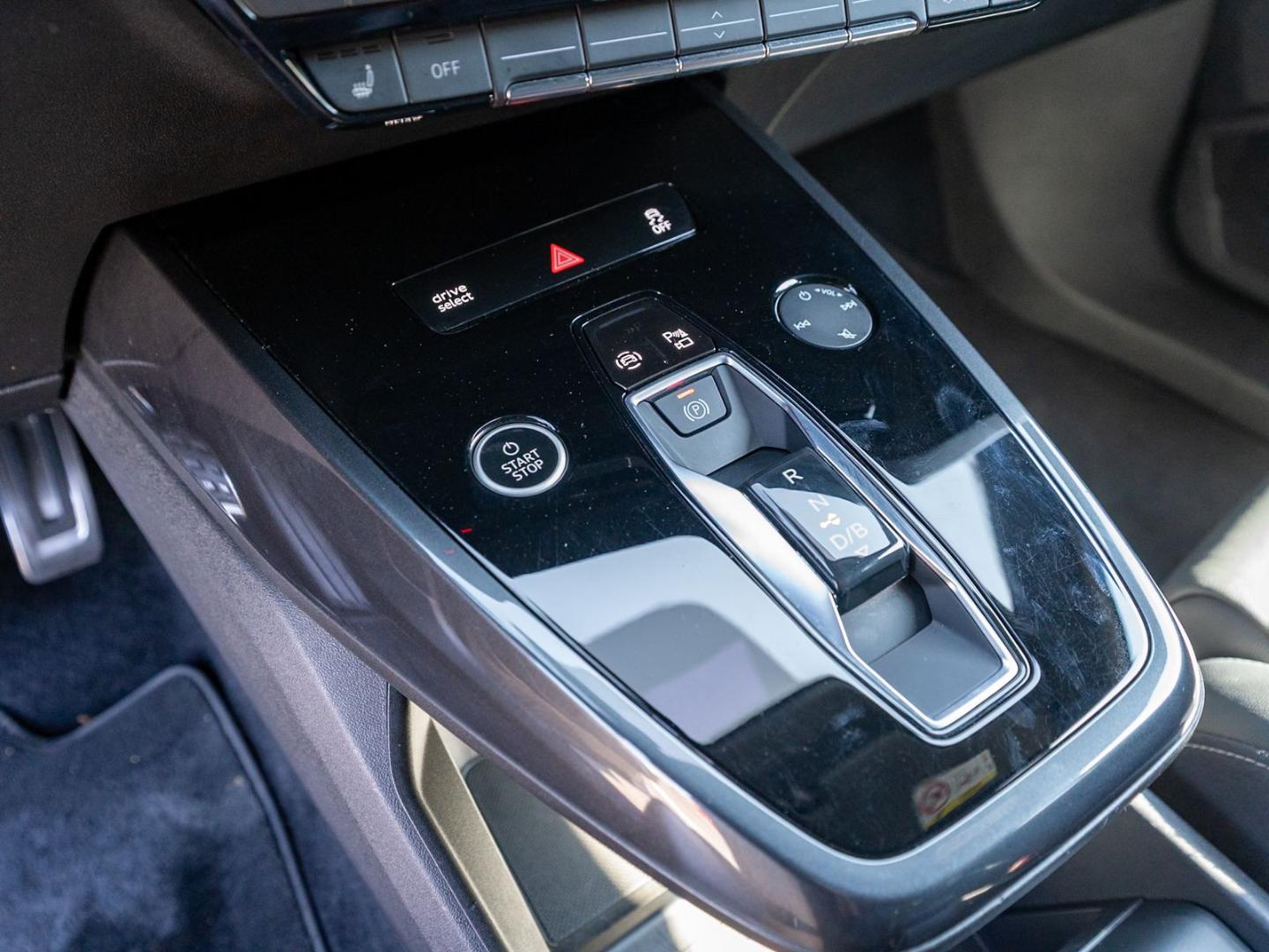 Image about Audi Q4 e-tron 50 e-tron quattro 220 kW