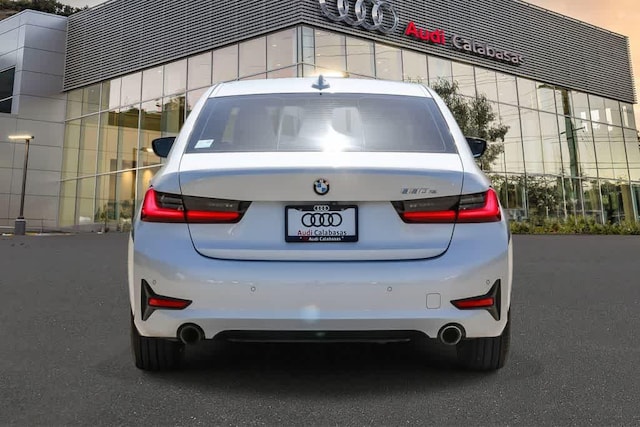 2021 BMW