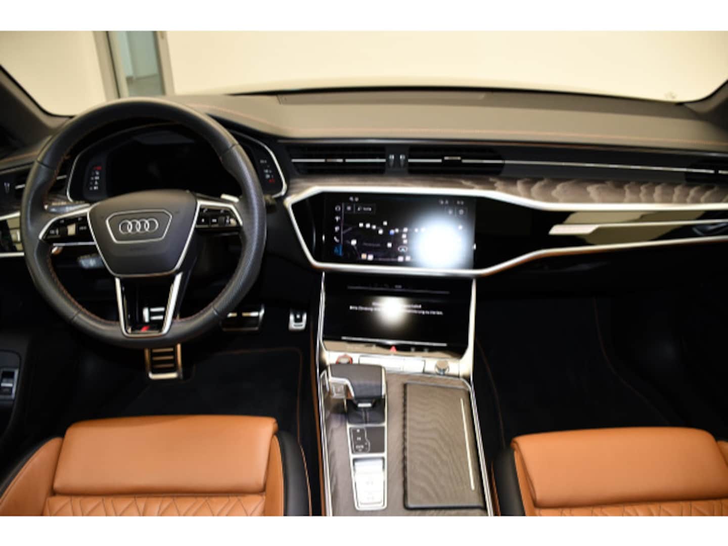 Bild über Audi S6 Limousine TDI quattro tiptronic - für weitere Informationen kontaktieren Sie den Audi Partner