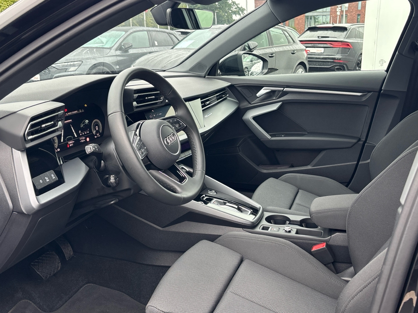 Bild über Audi A3 Sportback TFSI e TFSI e 150 kW S tronic - für weitere Informationen kontaktieren Sie den Audi Partner