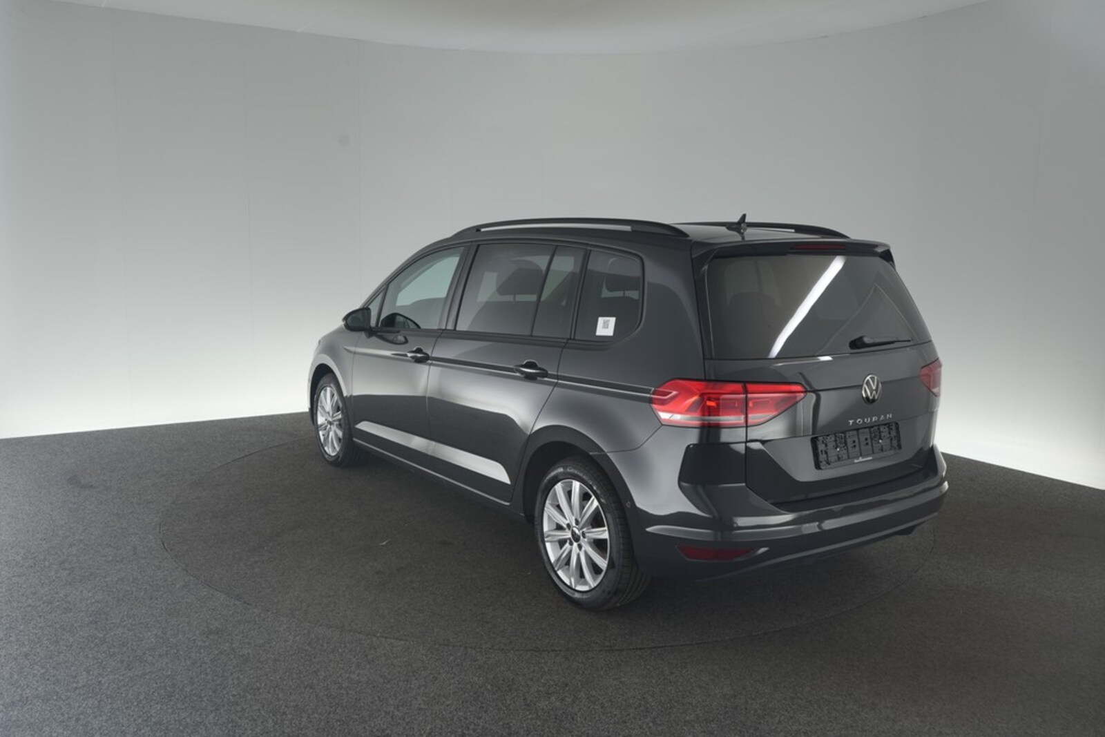 Volkswagen Touran – Bild 9