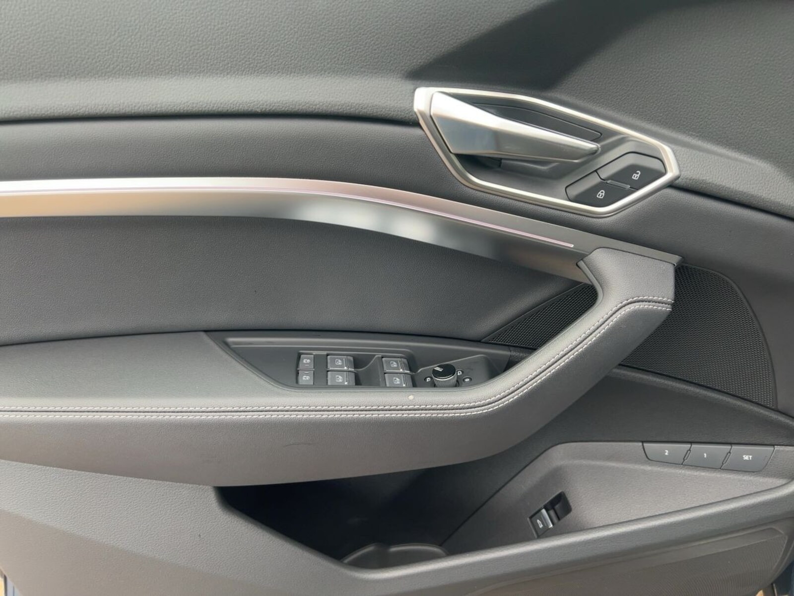 Audi Q8 e-tron – Bild 13