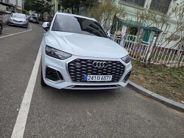 Audi Q5 45 TFSI quattro Premium 195 265 kW hp S tronic 4