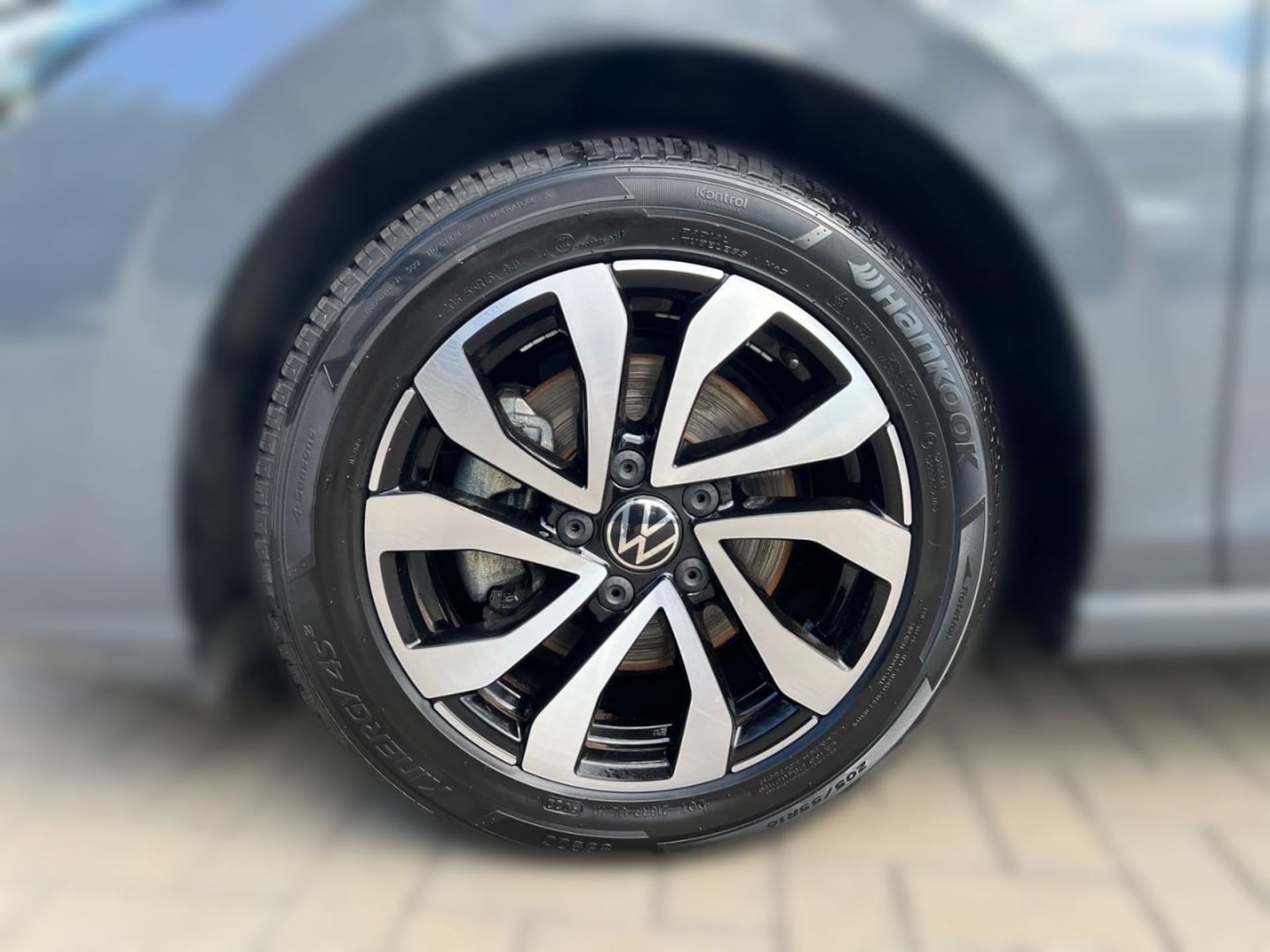 Volkswagen Golf Active