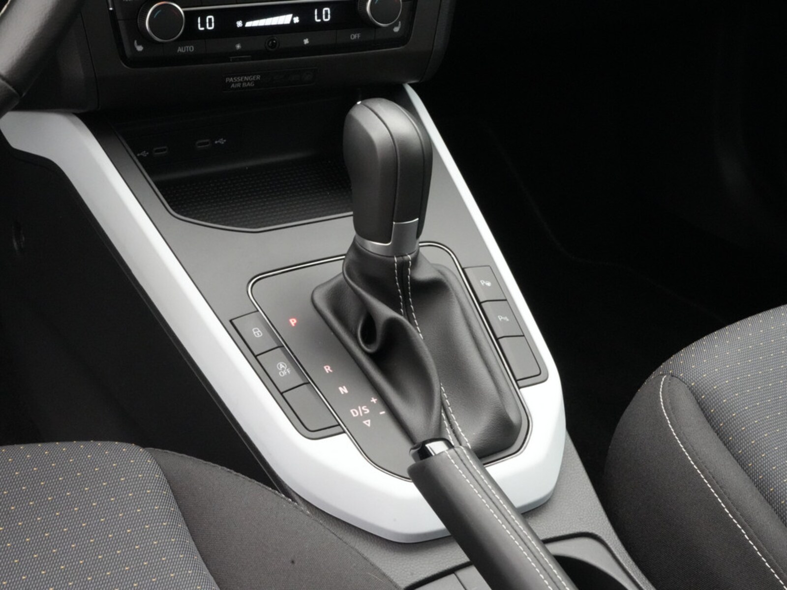 SEAT Arona – Bild 8