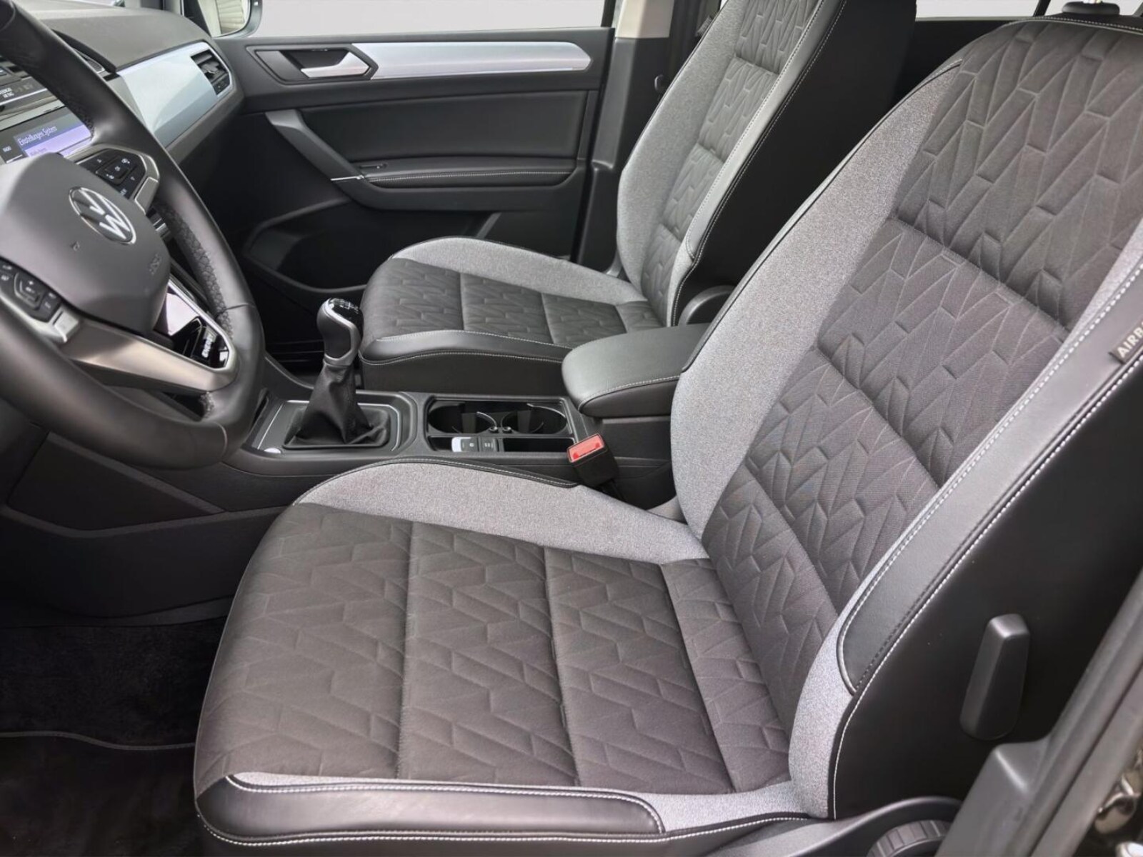 Volkswagen Touran – Bild 10