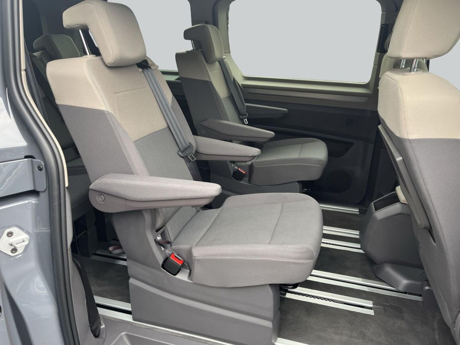 Volkswagen Multivan Langversion – Bild 11