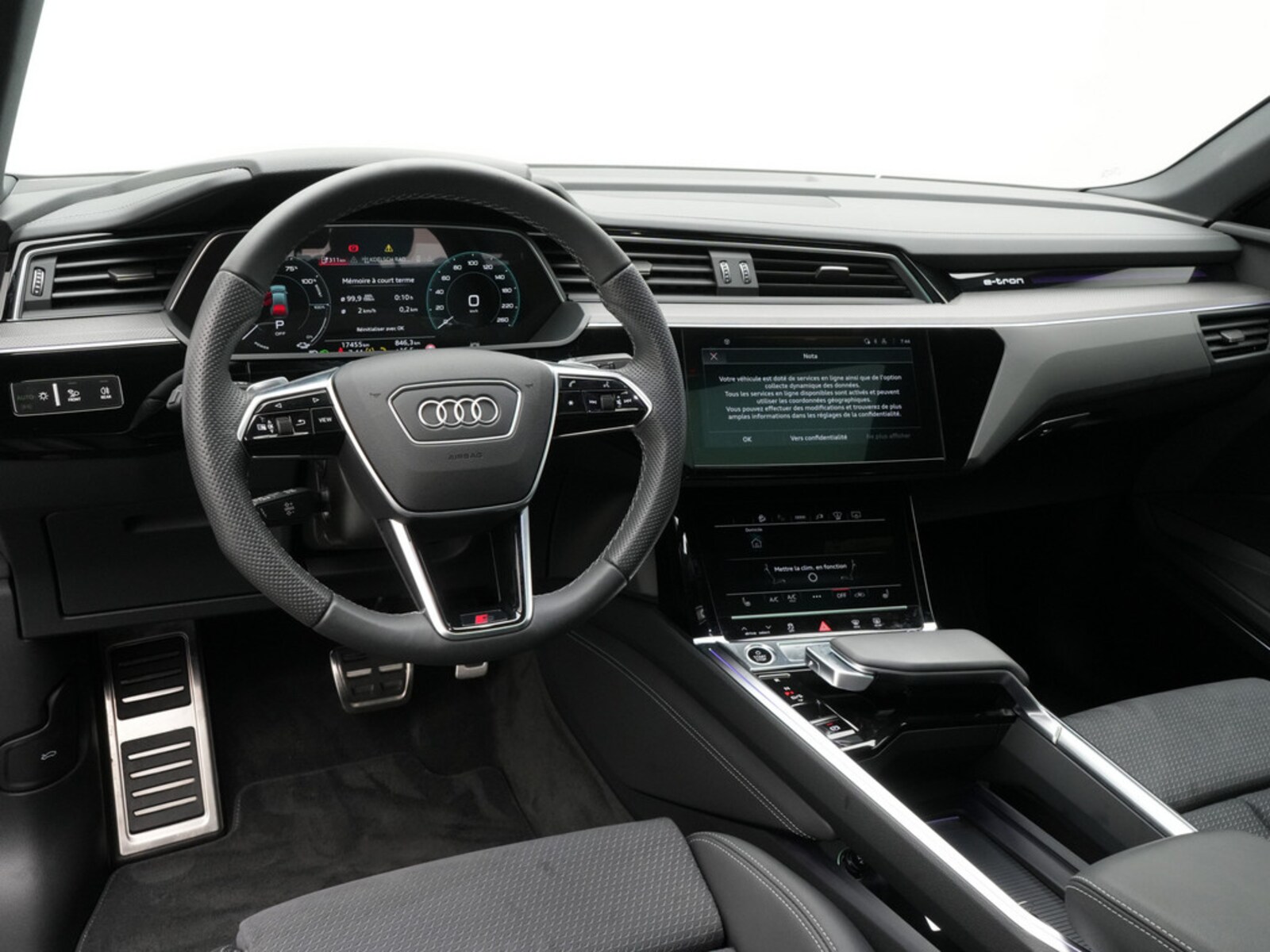 Audi Q8 Sportback e-tron – Bild 11