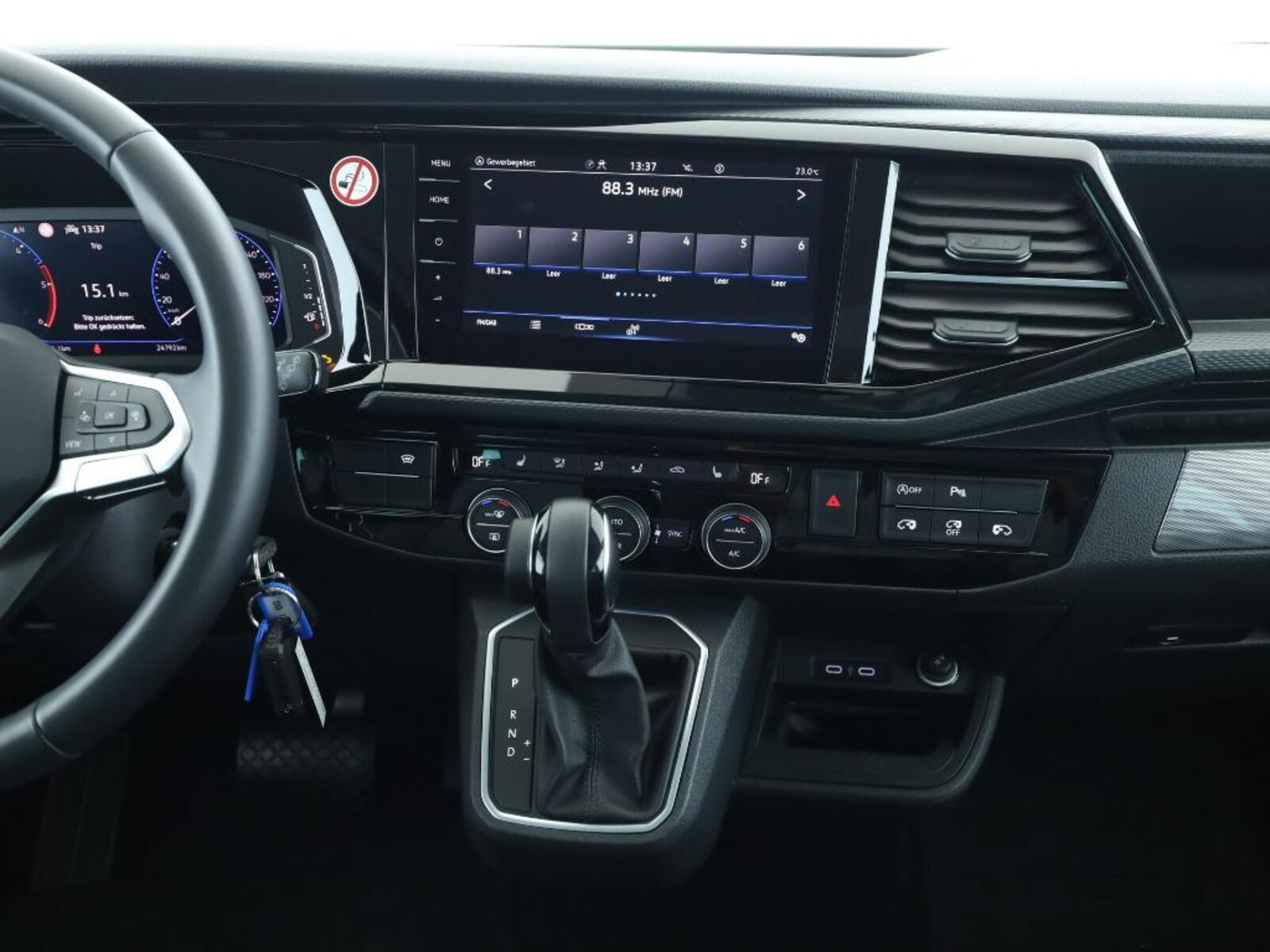 Volkswagen T6.1 Caravelle kurzer Radstand – Bild 5