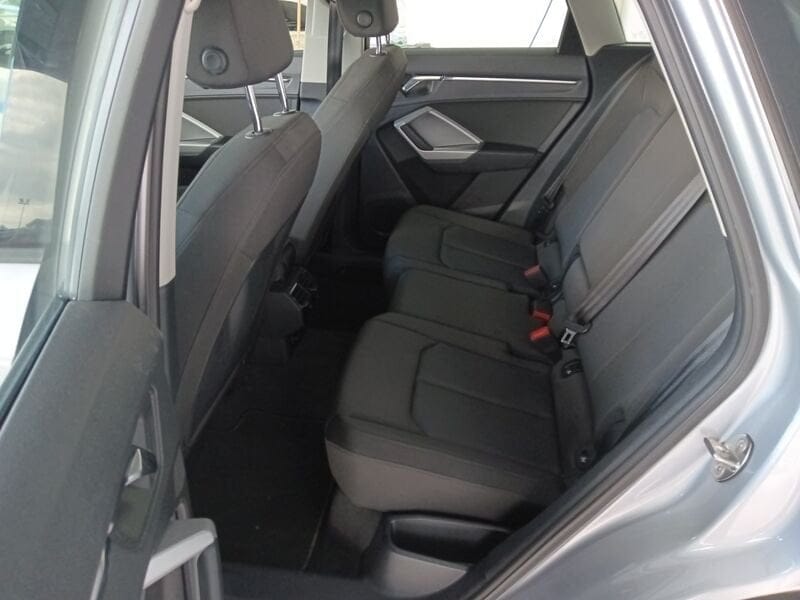 Image about Audi Q3 Business 35 TDI 110 kW (150 PS) S tronic