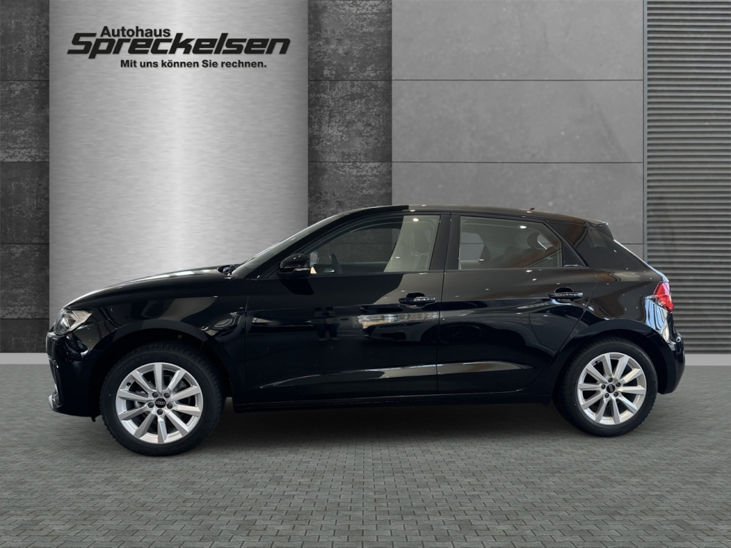 Bild über Audi A1 Sportback advanced 25 TFSI Schaltgetriebe - für weitere Informationen kontaktieren Sie den Audi Partner