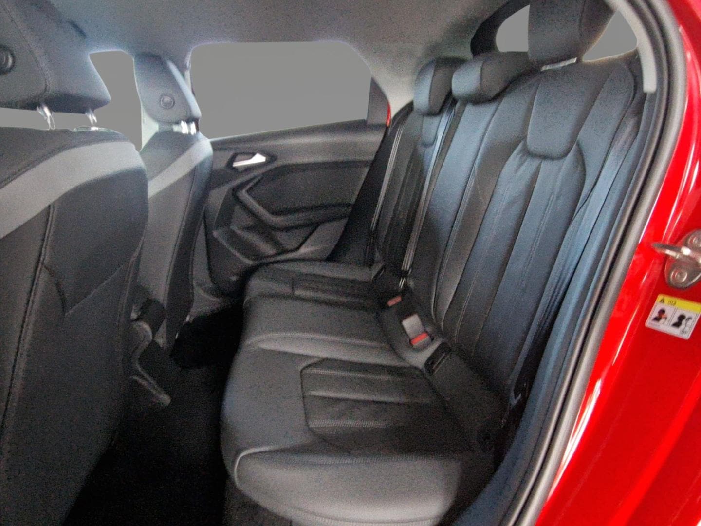 Bild über Audi A1 Sportback S line 30 TFSI Schaltgetriebe - für weitere Informationen kontaktieren Sie den Audi Partner
