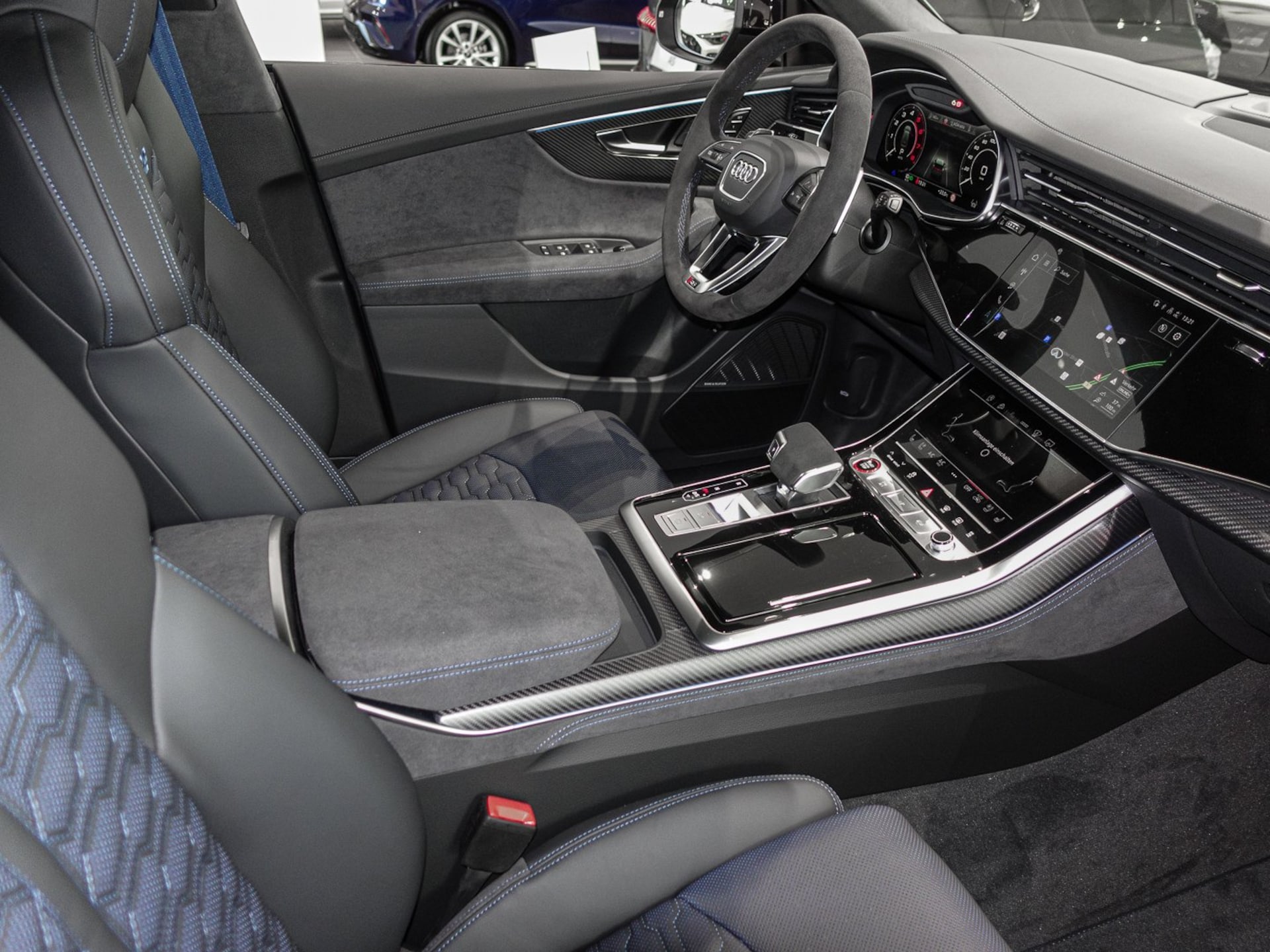 Audi RS Q8 SUV performance