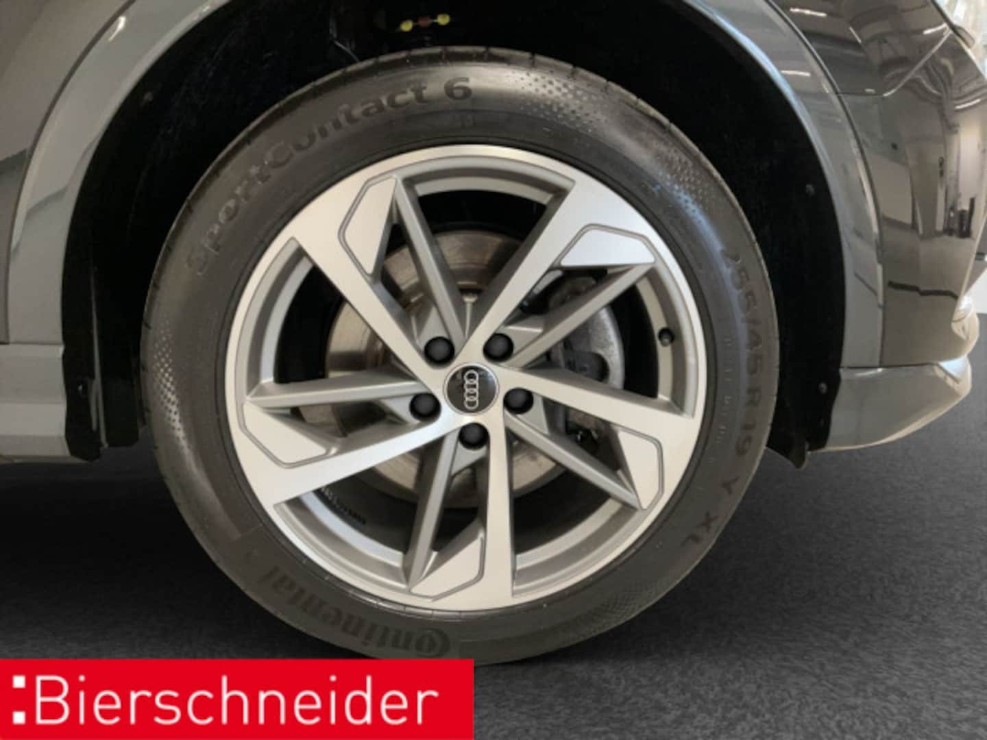 Bild über Audi Q3 TFSI quattro 140 kW S tronic - für weitere Informationen kontaktieren Sie den Audi Partner