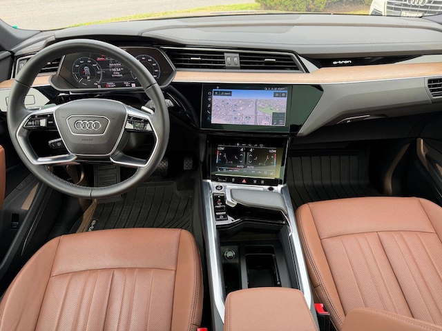 2024 Audi Q8 e-tron