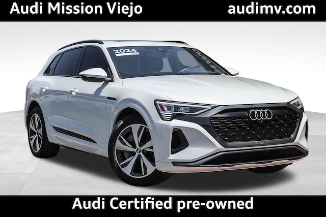Photo of 2024 Audi Q8 e-tron