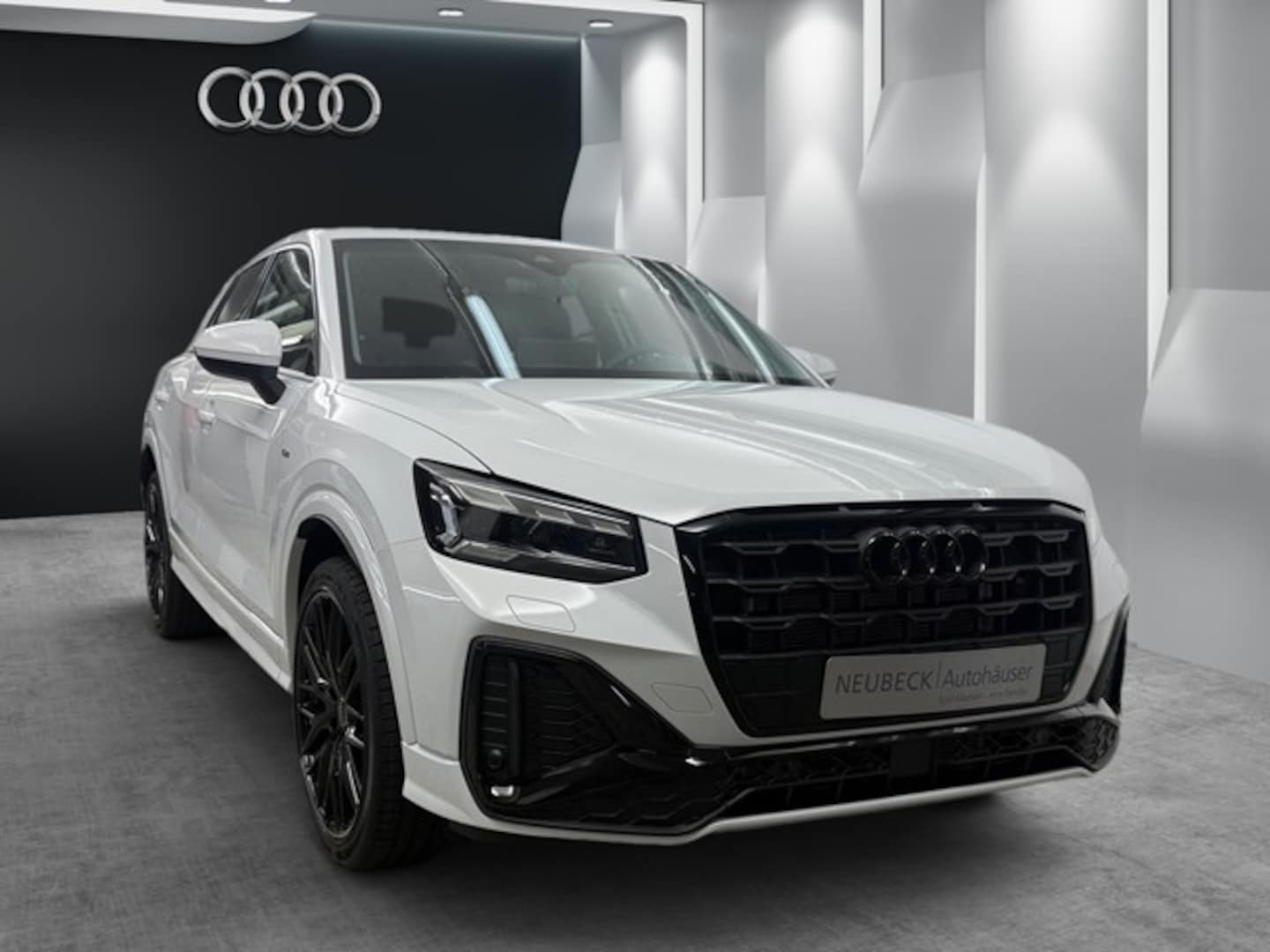 Bild über Audi Q2 S line 35 TFSI S tronic - für weitere Informationen kontaktieren Sie den Audi Partner