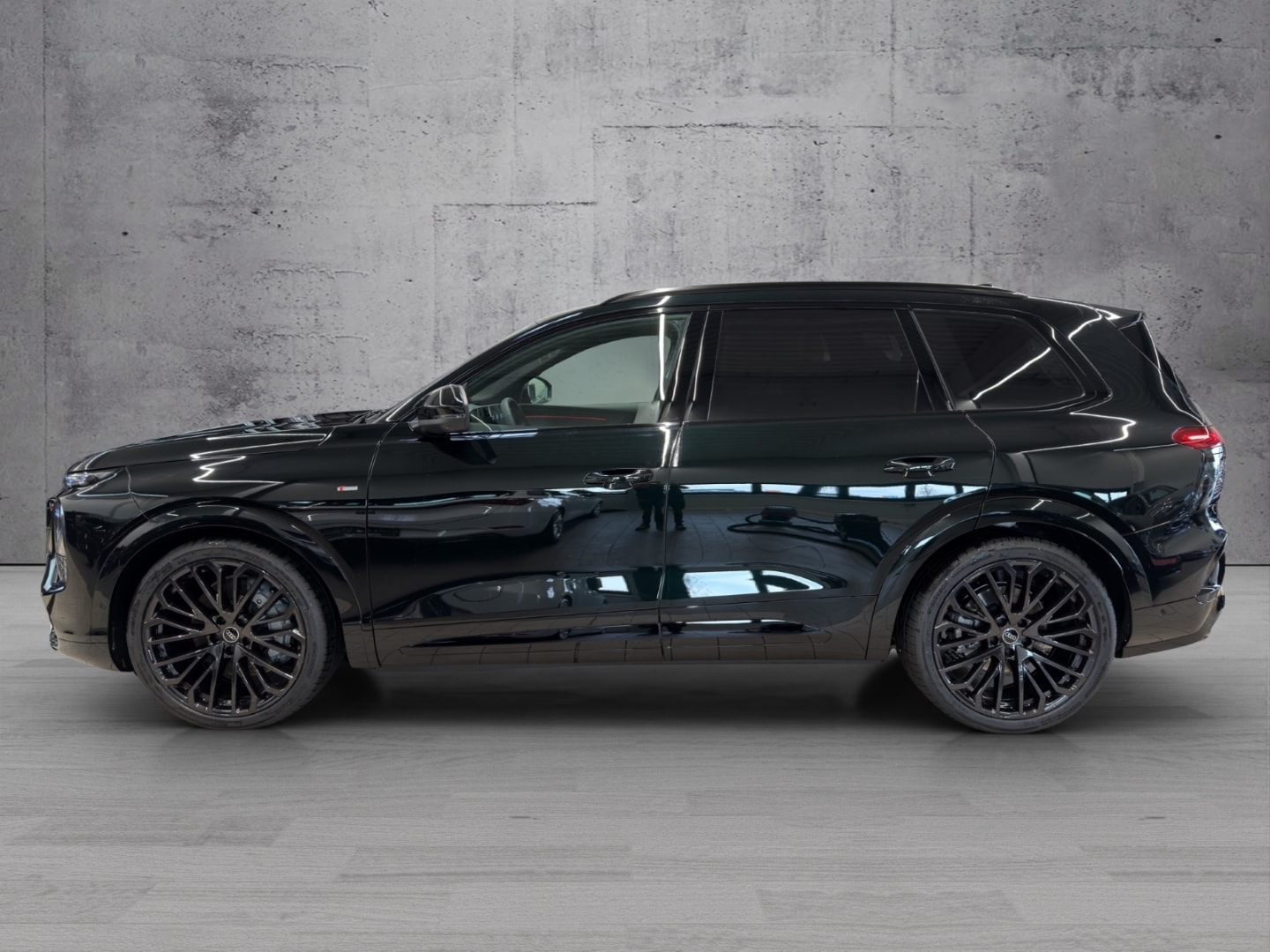 Bild über Audi Q7 SUV TDI quattro 220 kW tiptronic - für weitere Informationen kontaktieren Sie den Audi Partner
