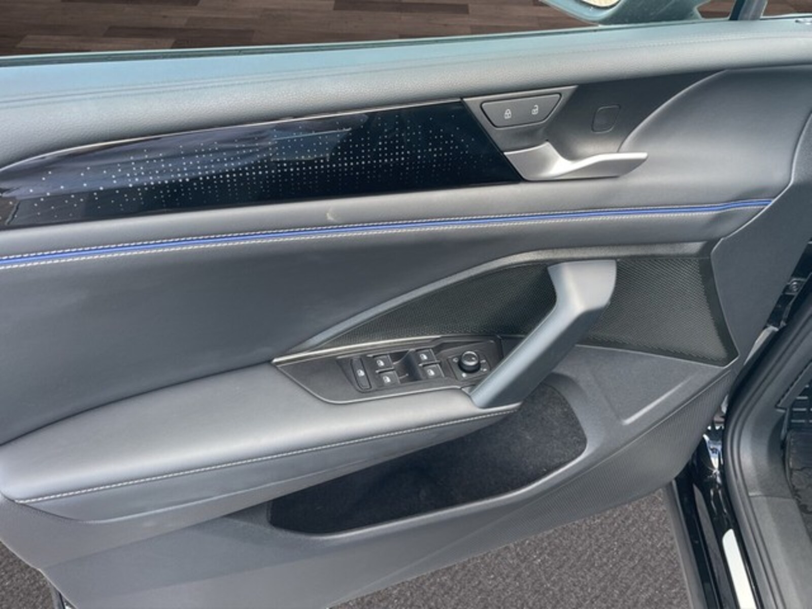 Volkswagen Tiguan – Bild 10
