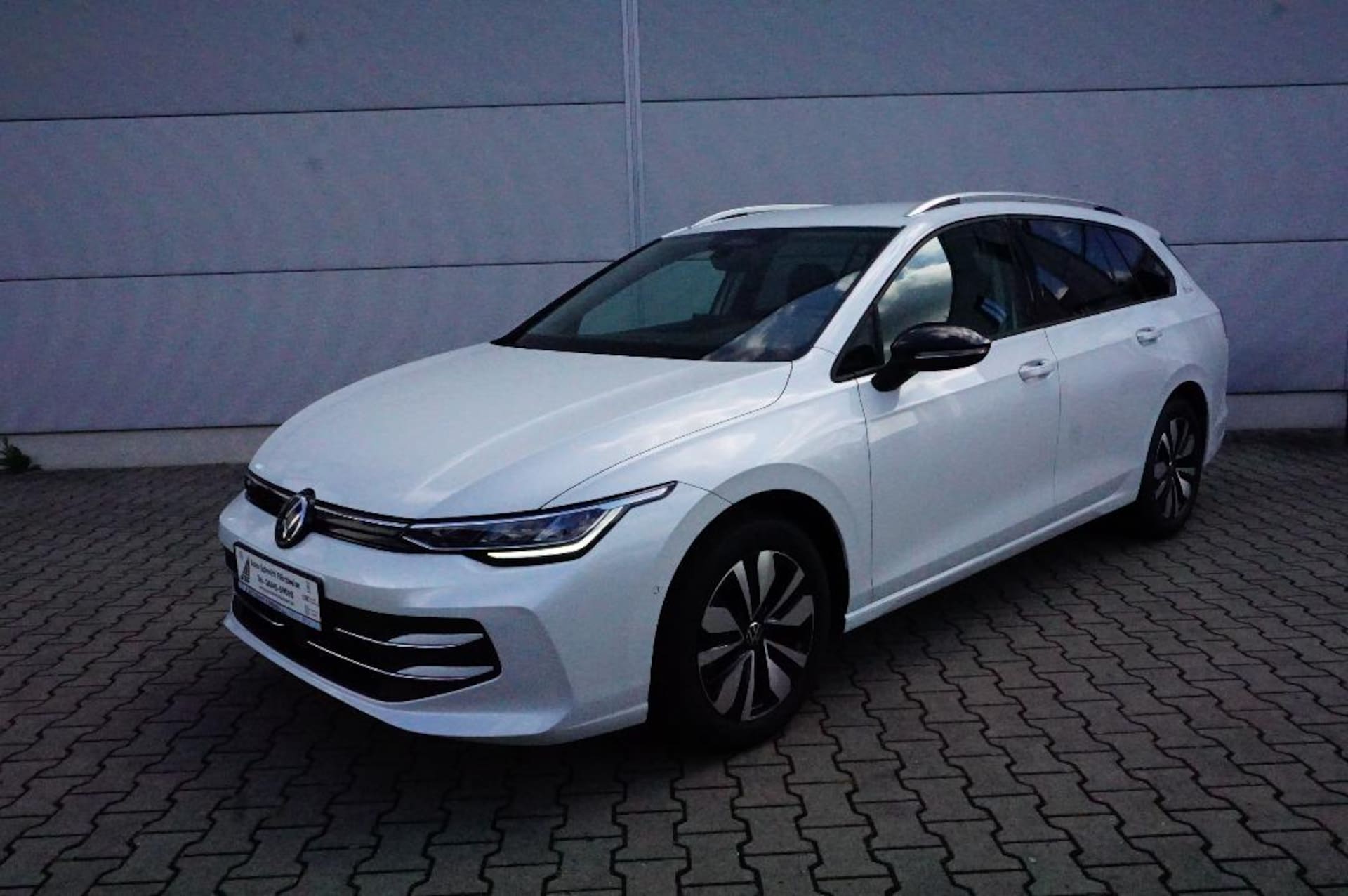 Volkswagen Golf Variant Life