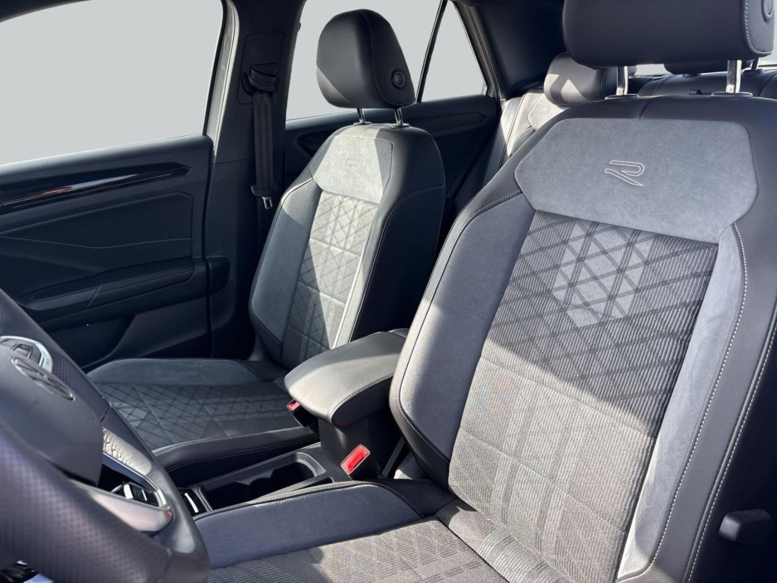 Volkswagen T-Roc – Bild 10