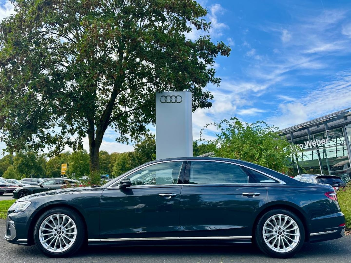 Bild über Audi A8 L 55 TFSI quattro tiptronic - für weitere Informationen kontaktieren Sie den Audi Partner