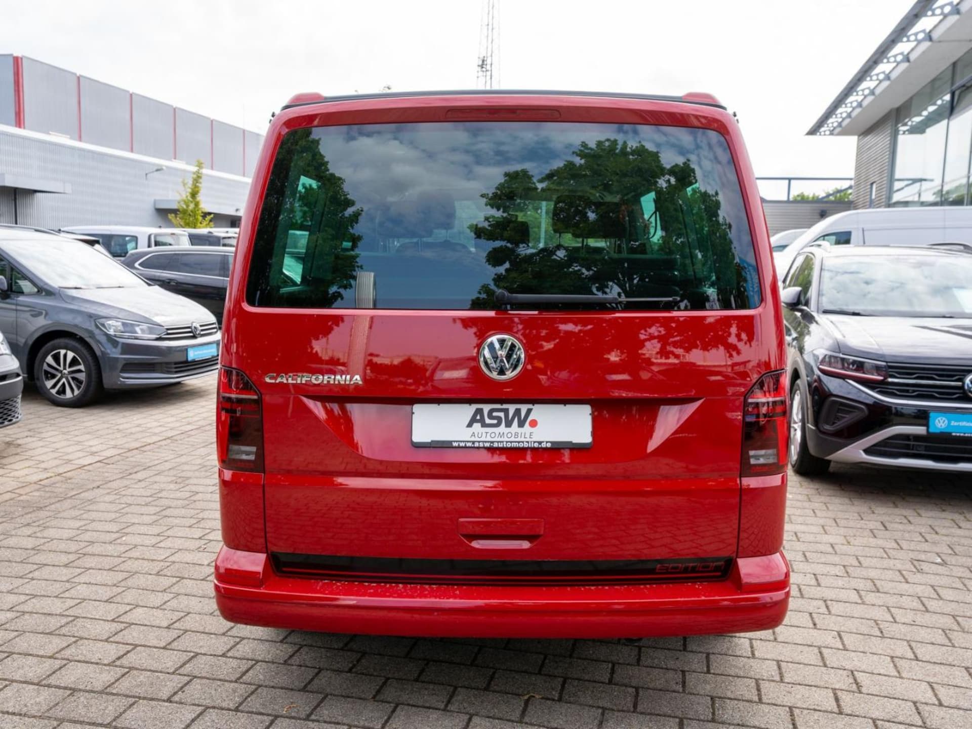 Volkswagen T6.1 California Beach