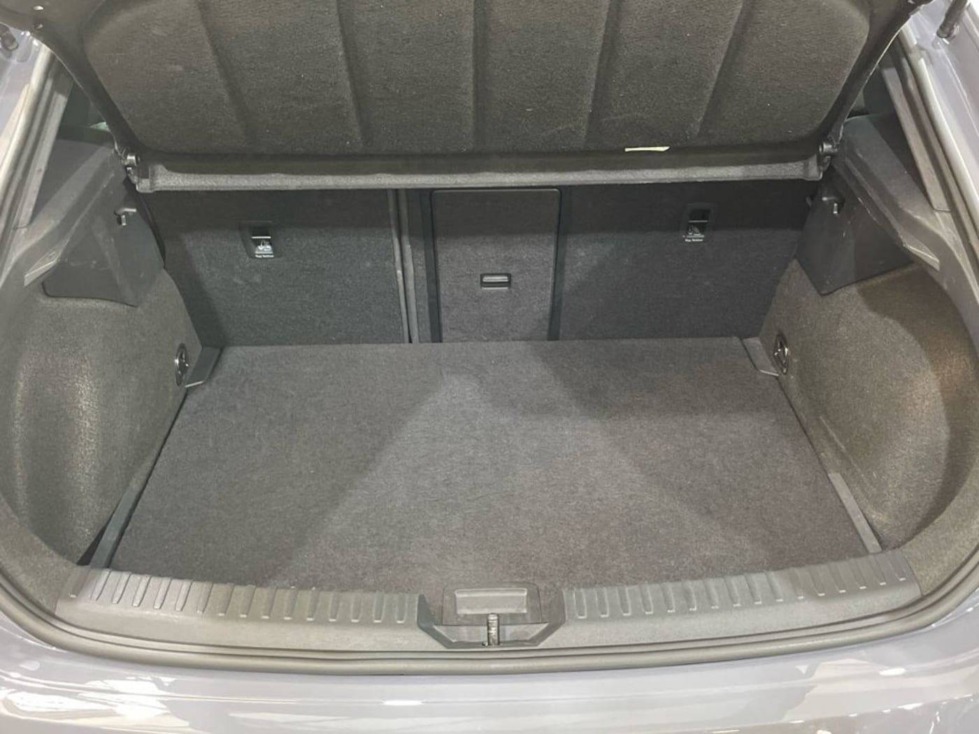 CUPRA Leon León 1.5 eTSI DSG 110 kW (150 CV) — photo 8