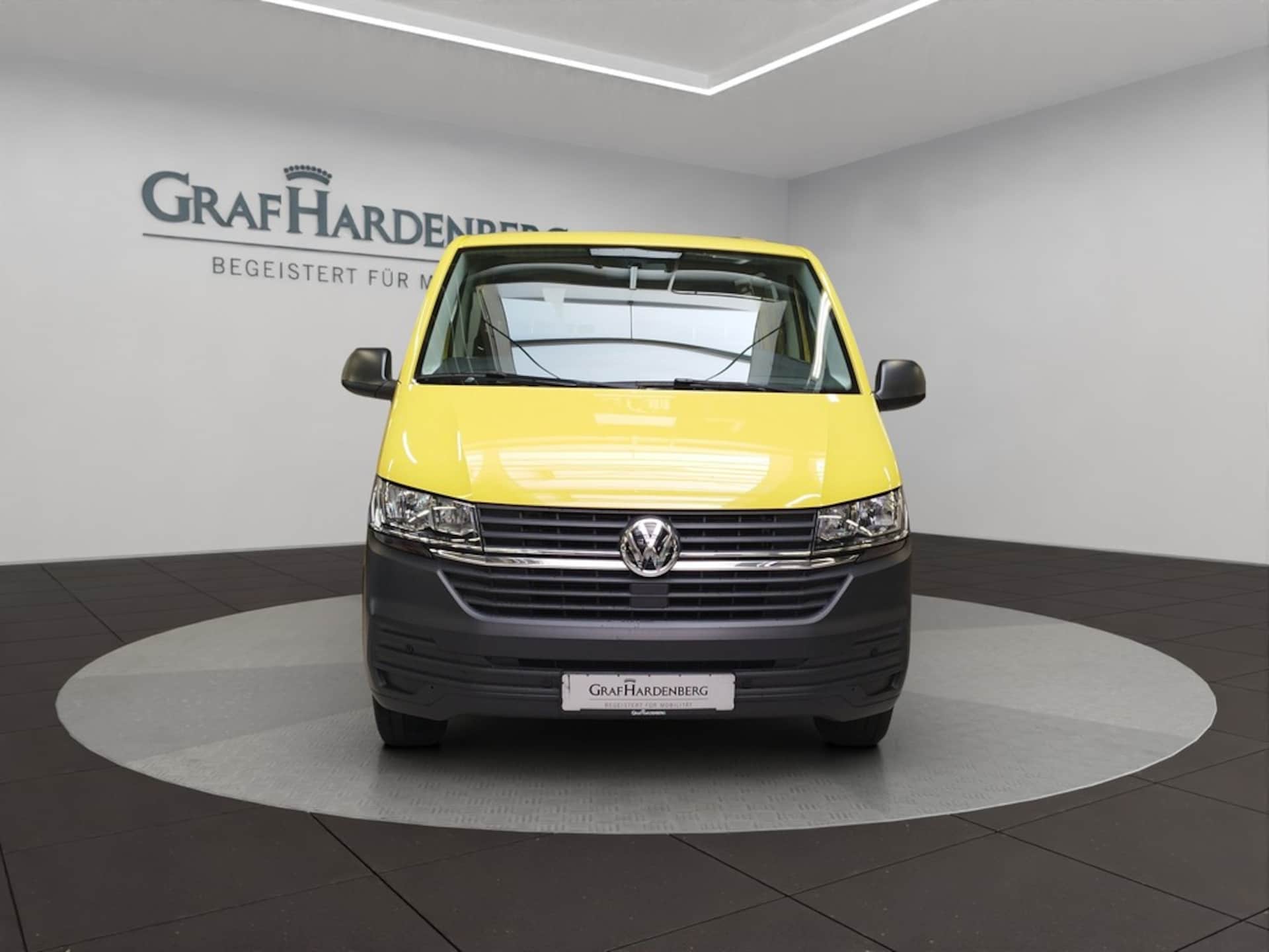Volkswagen T6.1 Transporter Kombi langer Radstand