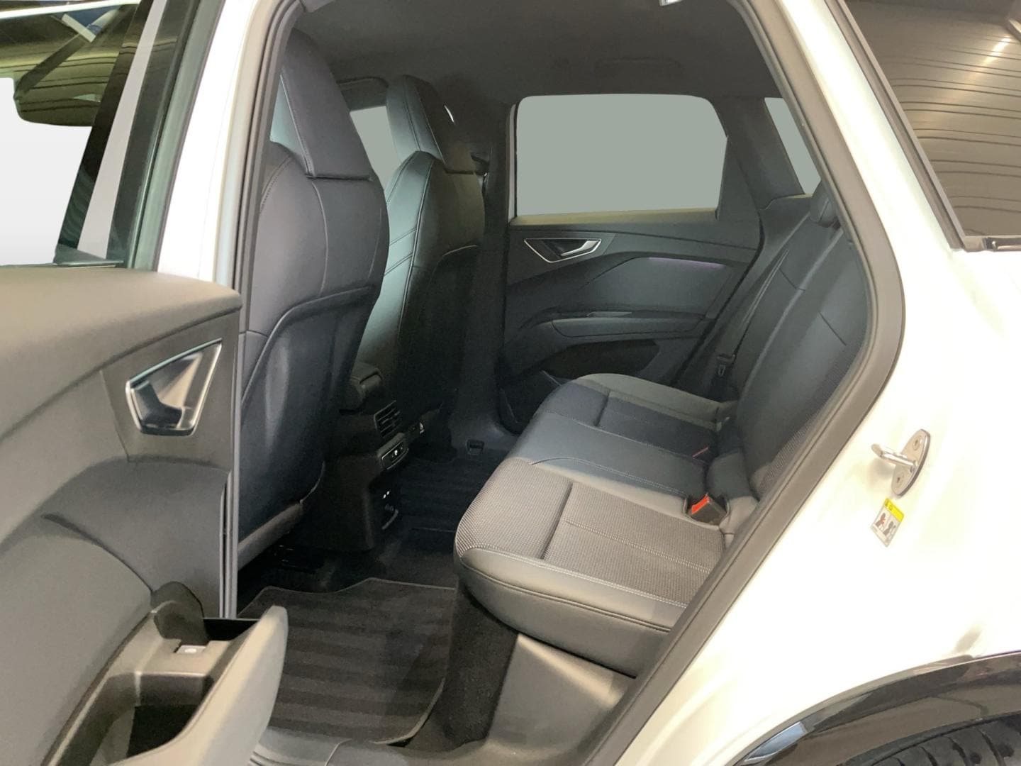 Bild über Audi Q4 e-tron 45 e-tron quattro - für weitere Informationen kontaktieren Sie den Audi Partner