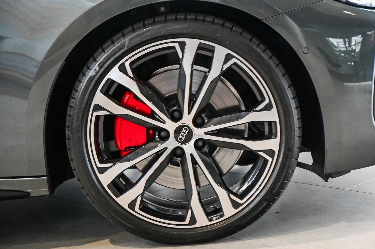 Image about Audi A5 Avant TFSI e e-hybrid quattro 270 kW S tronic