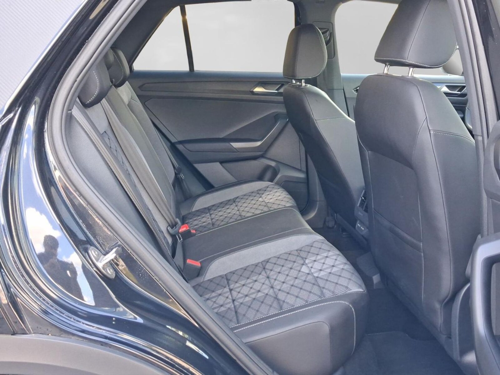 Volkswagen T-Roc – Bild 14