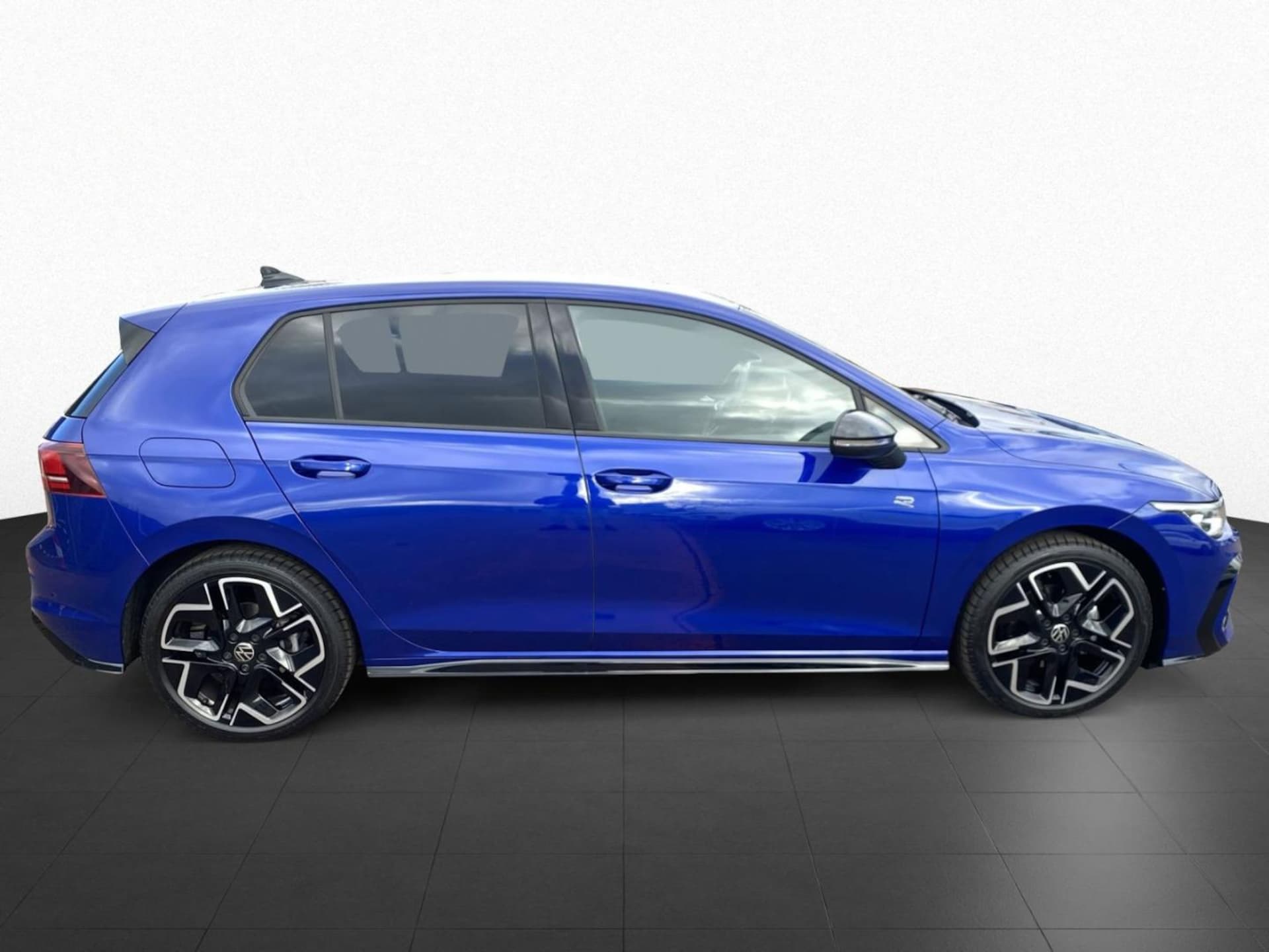 Volkswagen Golf R-Line