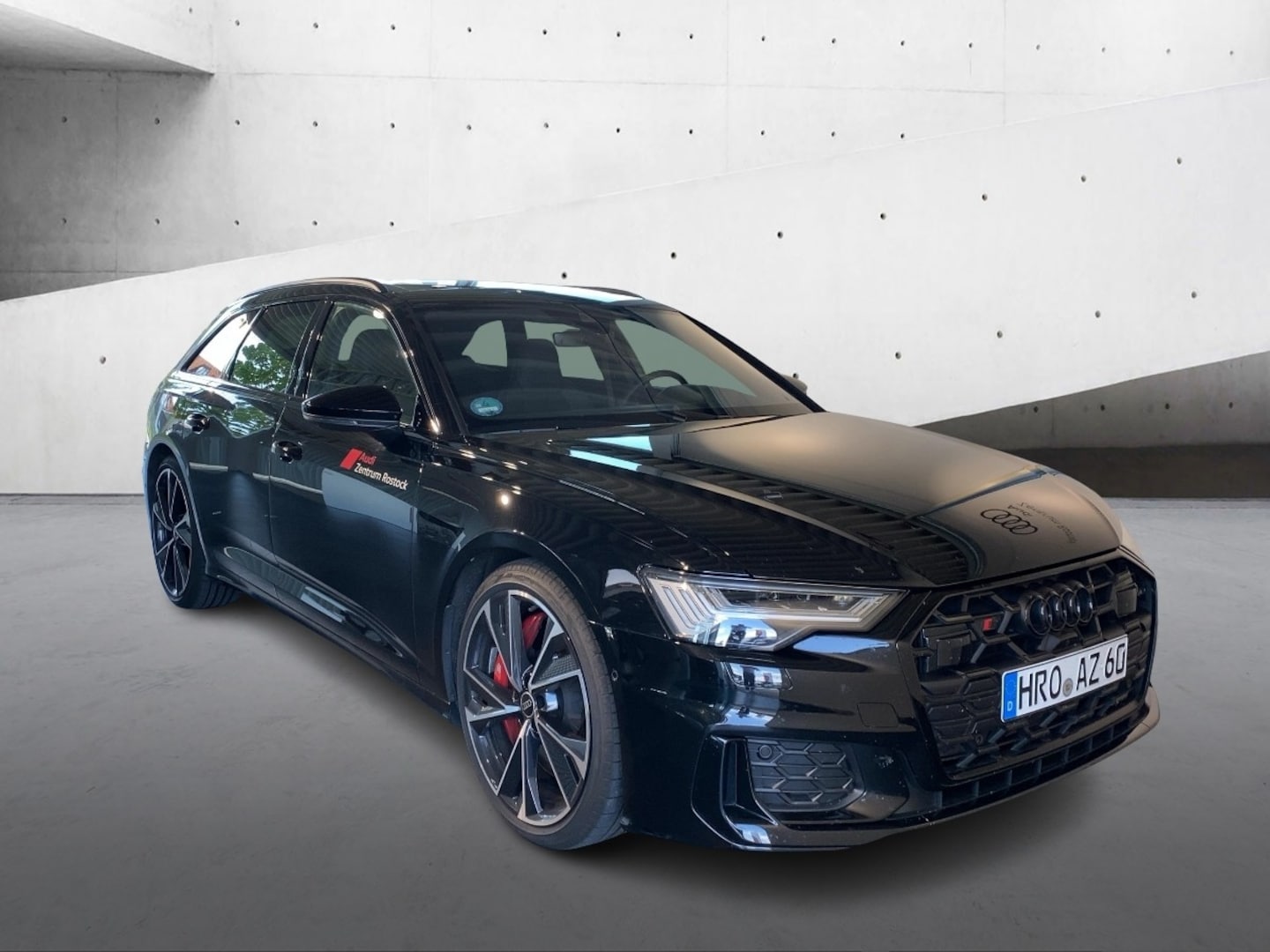Bild über Audi S6 Avant TDI quattro tiptronic - für weitere Informationen kontaktieren Sie den Audi Partner