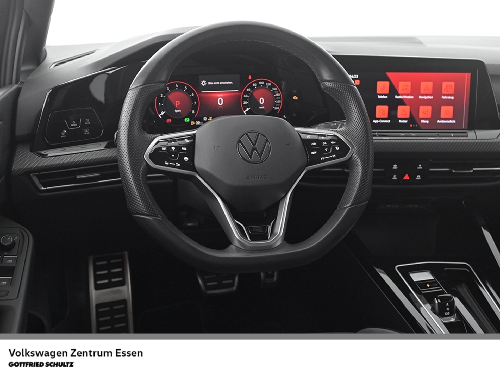 Volkswagen Golf R-Line
