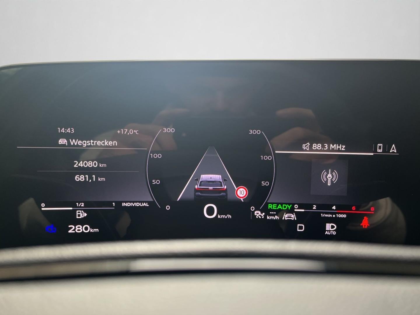 Bild über Audi S5 Avant TFSI 270 kW S tronic - für weitere Informationen kontaktieren Sie den Audi Partner