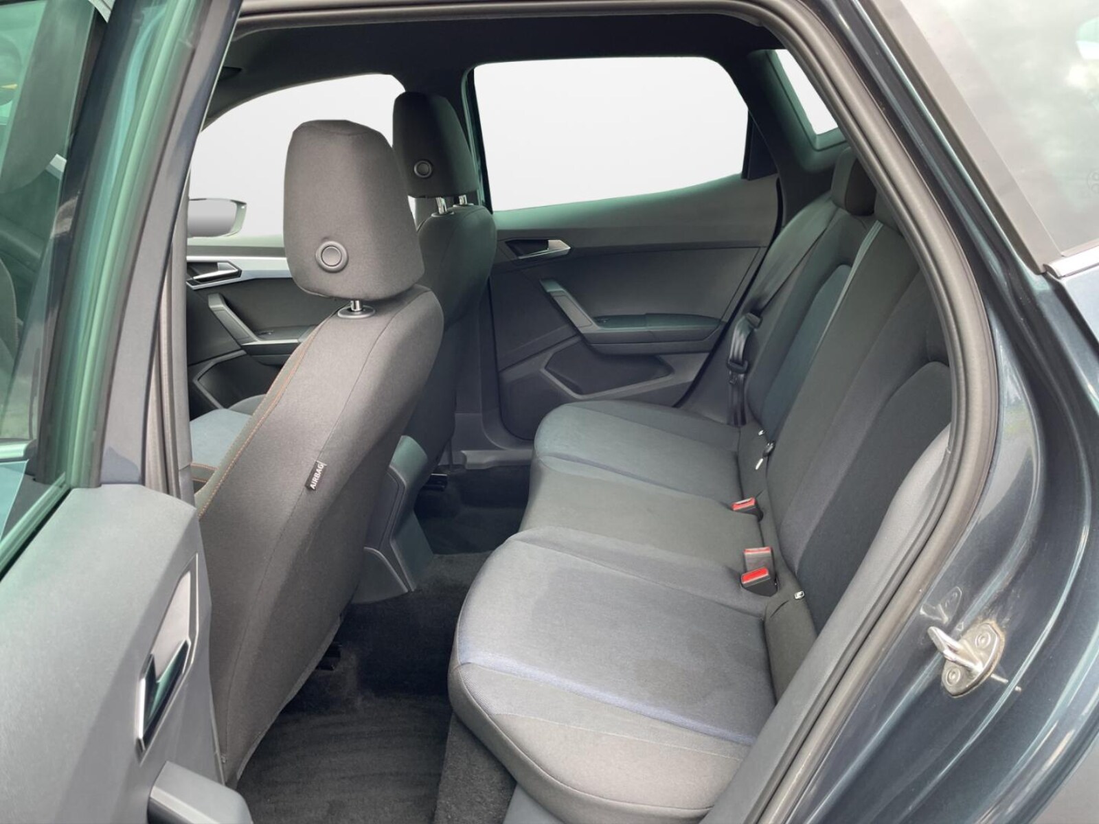 SEAT Arona – Bild 12