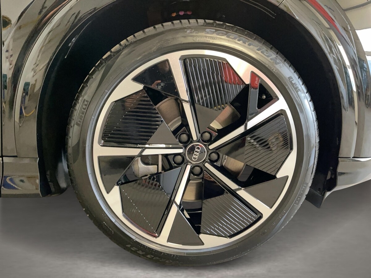 Image about Audi Q4 e-tron 40 e-tron