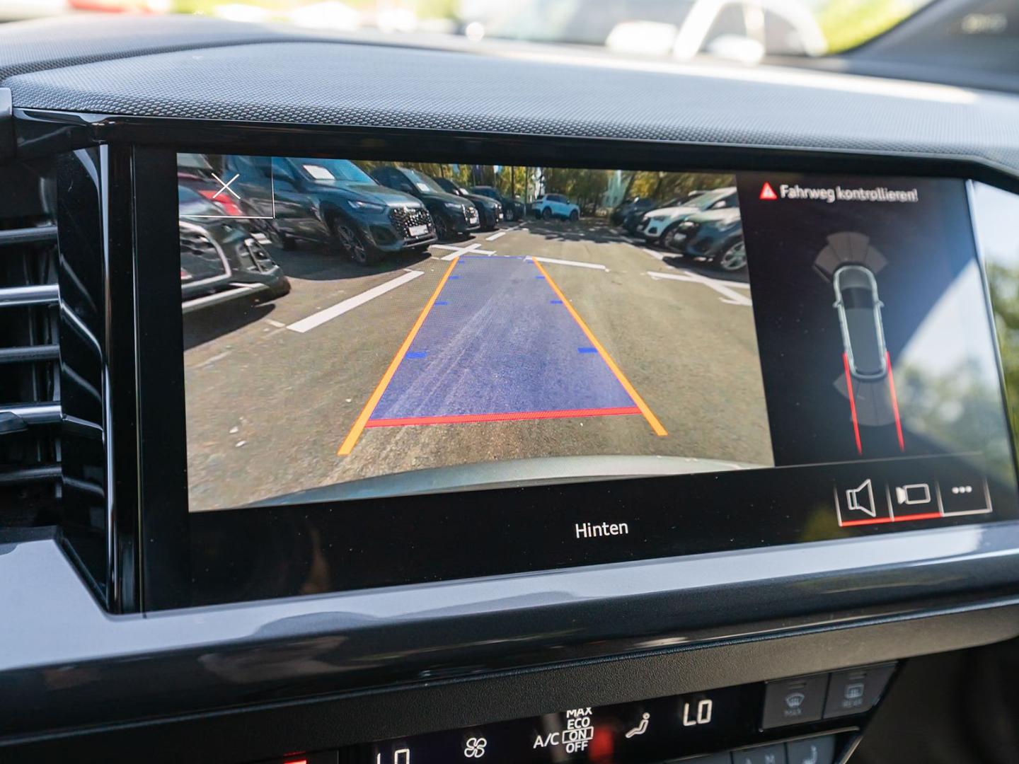 Image about Audi Q4 e-tron 50 e-tron quattro 220 kW