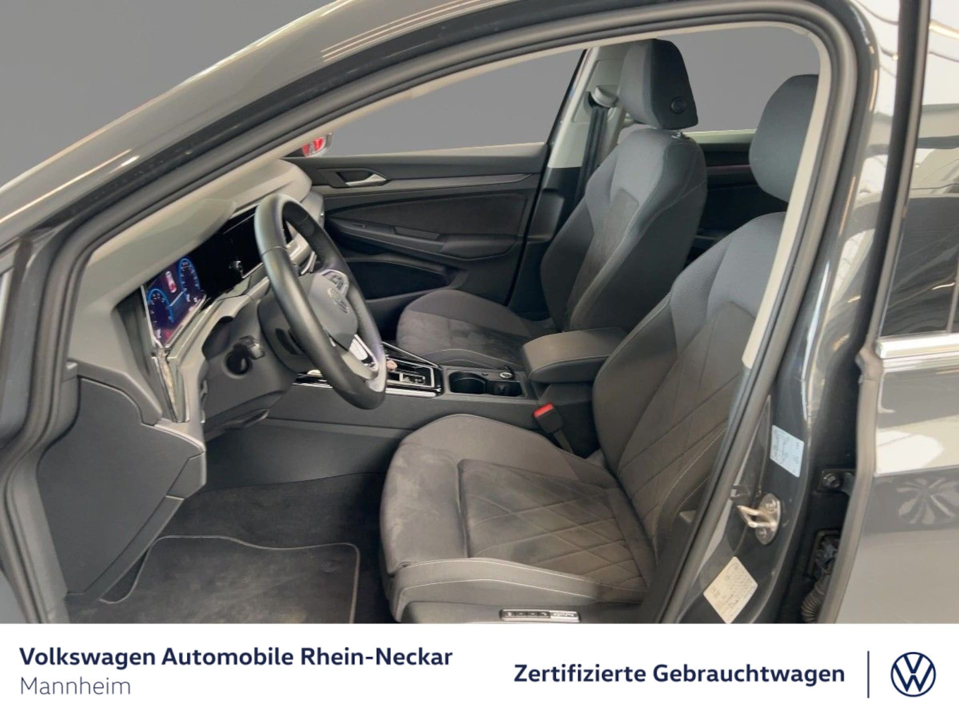 Volkswagen Golf Style