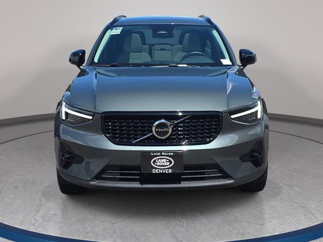 2026 Volvo XC40