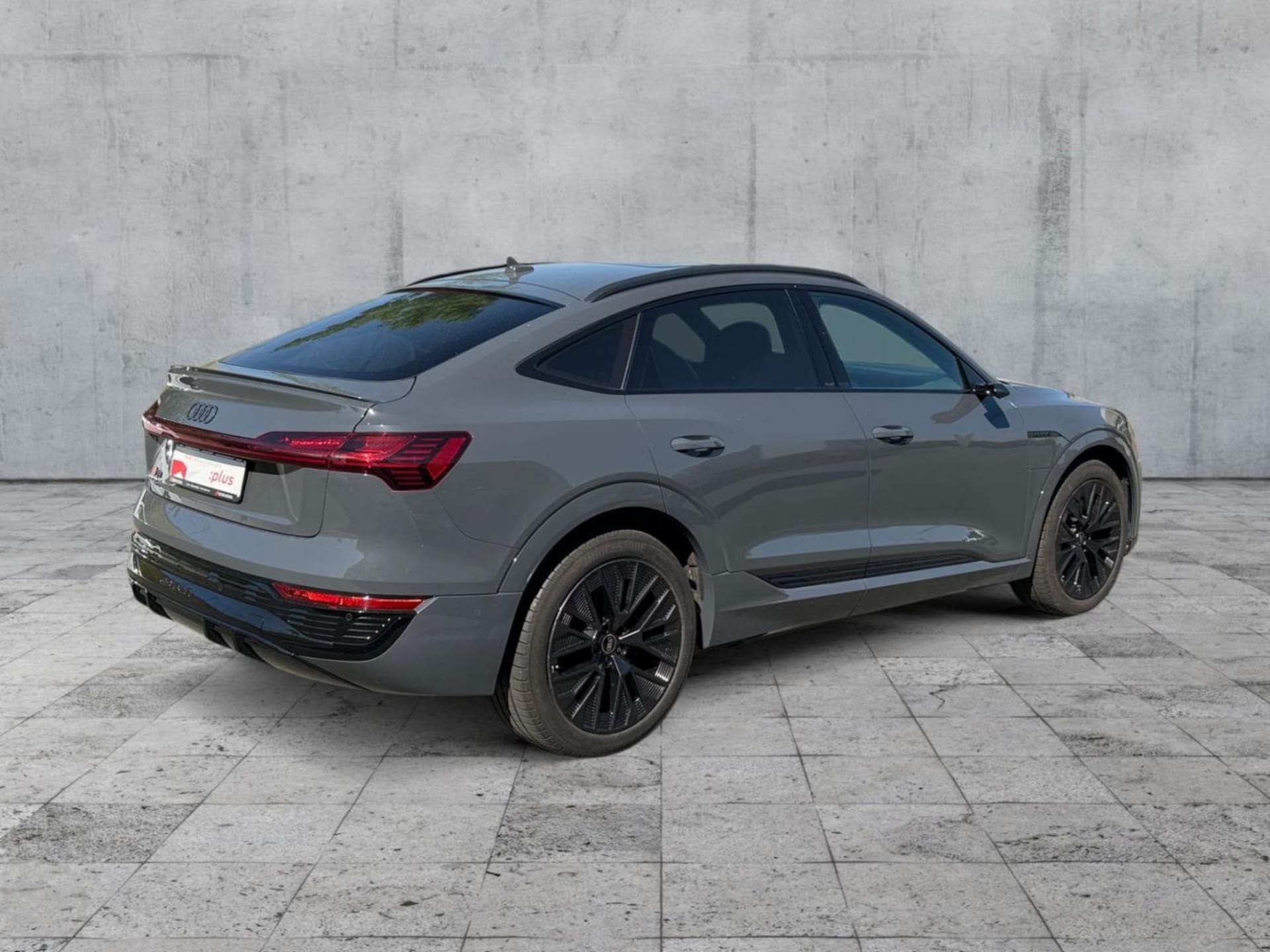 Audi Q8 Sportback e-tron S line