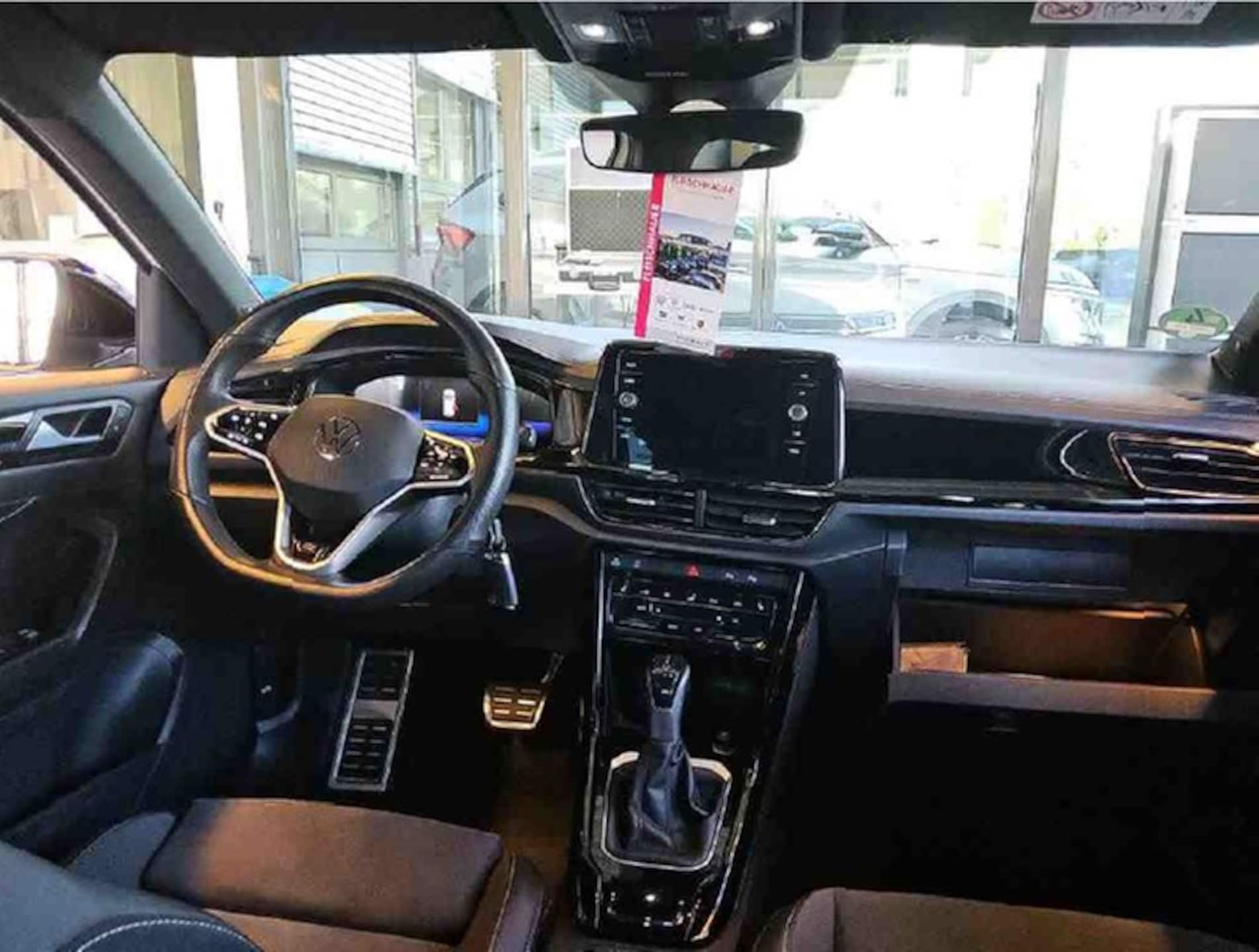 Volkswagen T-Roc R-Line