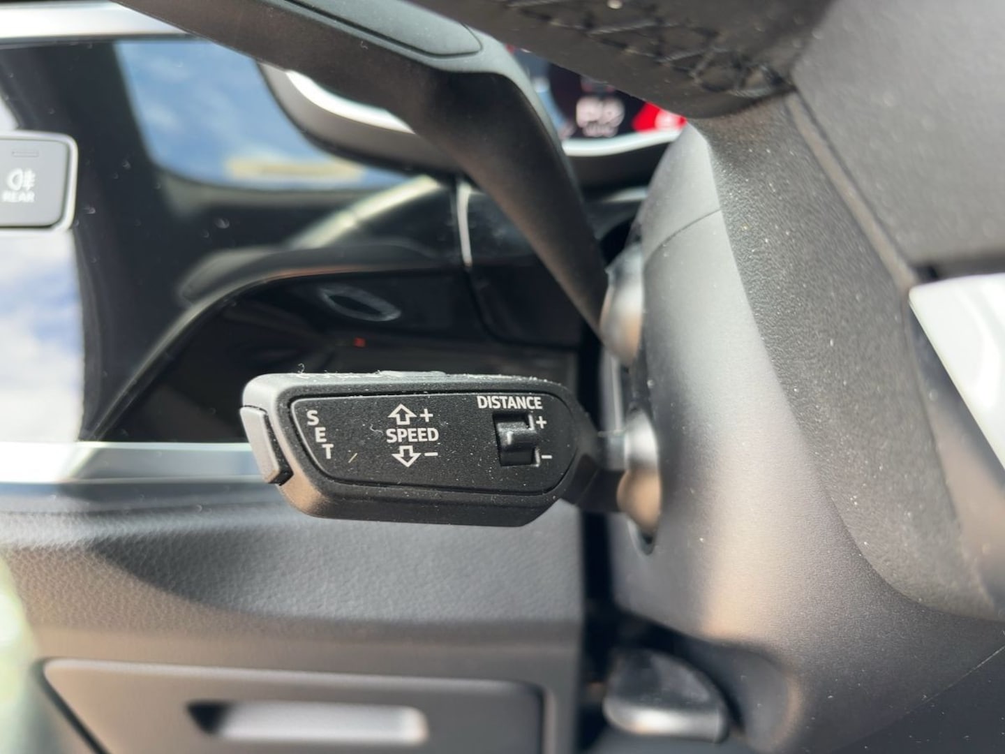 Bild über Audi Q3 Sportback S line 40 TFSI quattro S tronic - für weitere Informationen kontaktieren Sie den Audi Partner