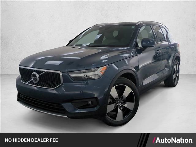 2021 Volvo XC40