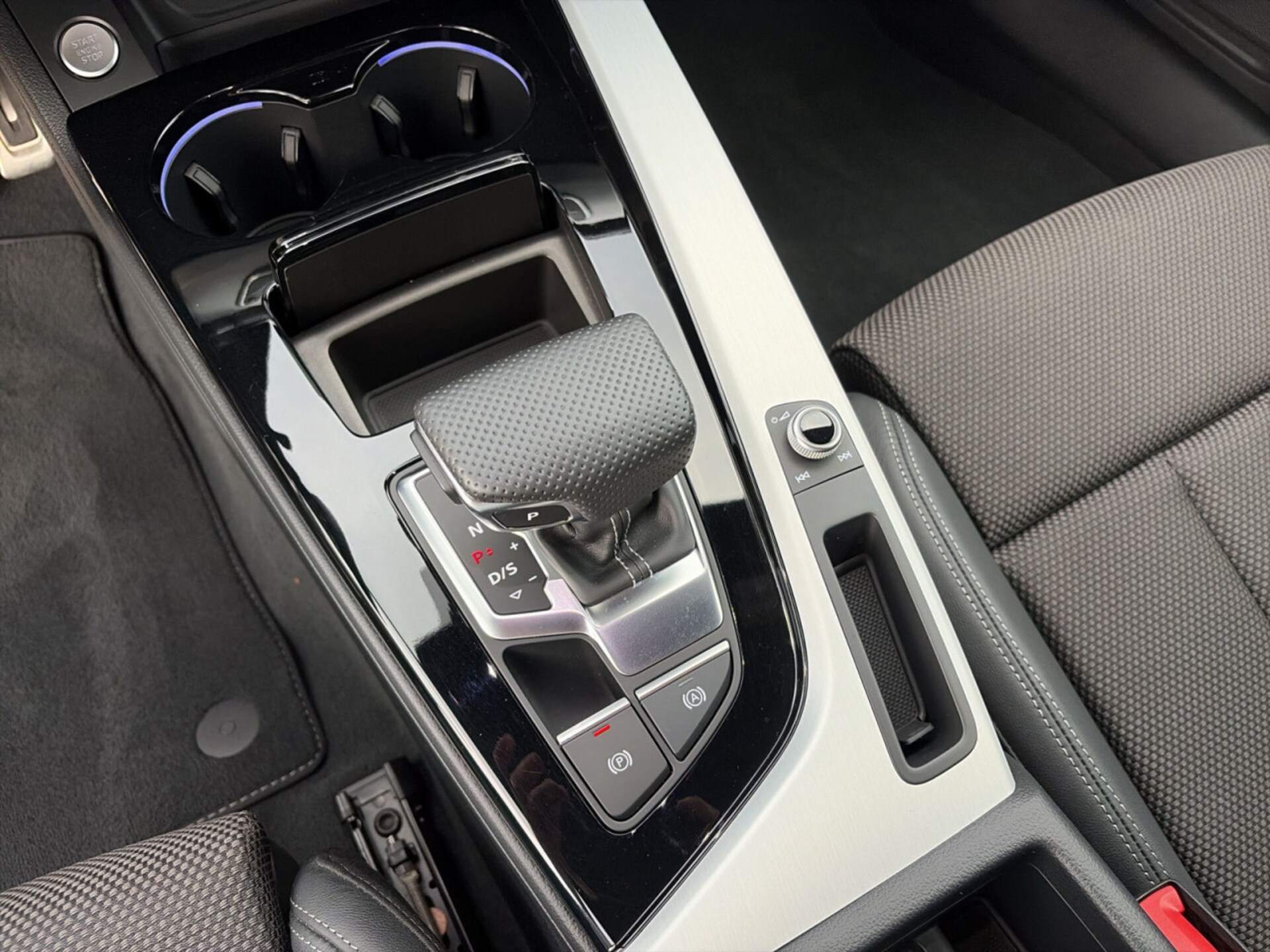 Audi A4 Avant S line