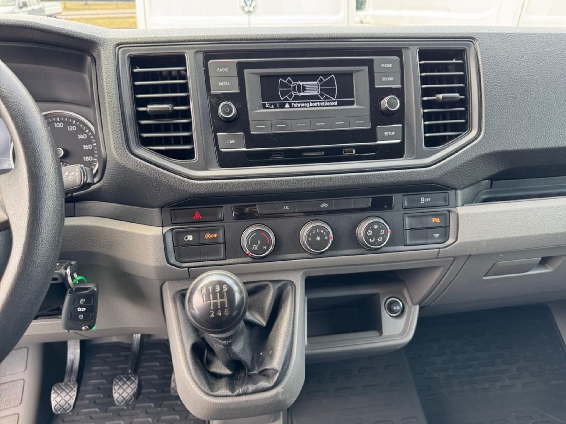 Volkswagen Crafter Kasten mittlerer Radstand